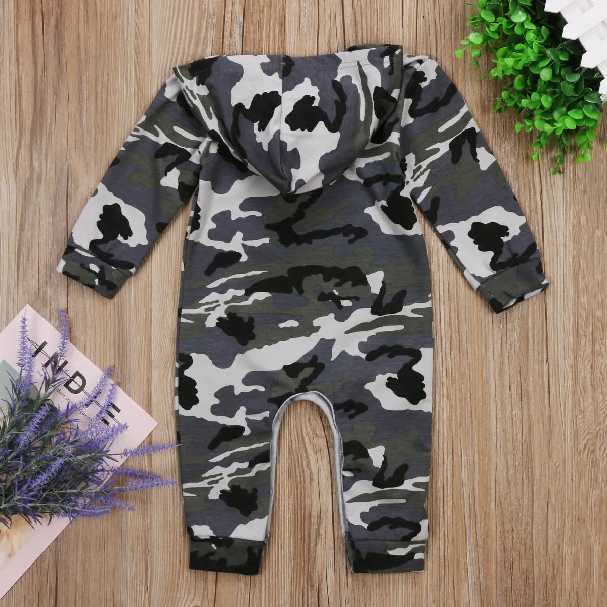 đ§ąđȘ Combinaison BĂ©bĂ© Camouflage Ă Capuche â Coton Doux â Manches Longues â 0 Ă 24 Moisâą - PlanĂšte bĂ©bĂ©