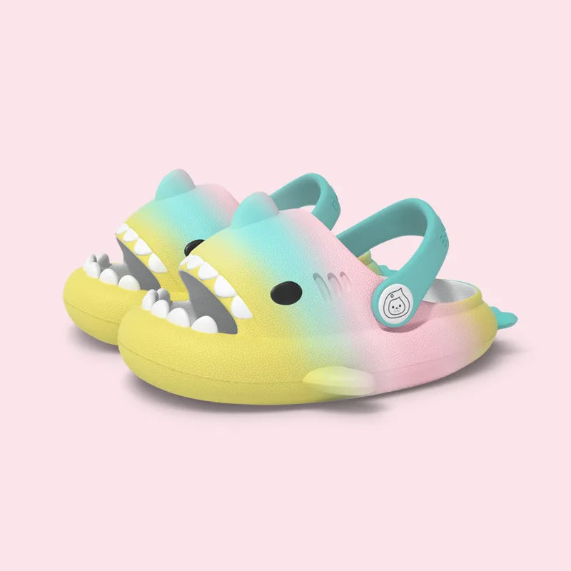 đŠđ Claquettes BĂ©bĂ© ĂtĂ© â Sandales Enfant DĂ©gradĂ© Arc-en-ciel Requin â AntidĂ©rapantes & Ultra LĂ©gĂšres â 13 Ă 22 cmâą