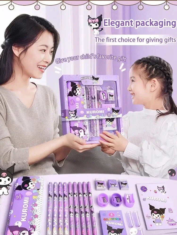 Set de Papeterie Sanrio 12 Pièces - Planète bébé