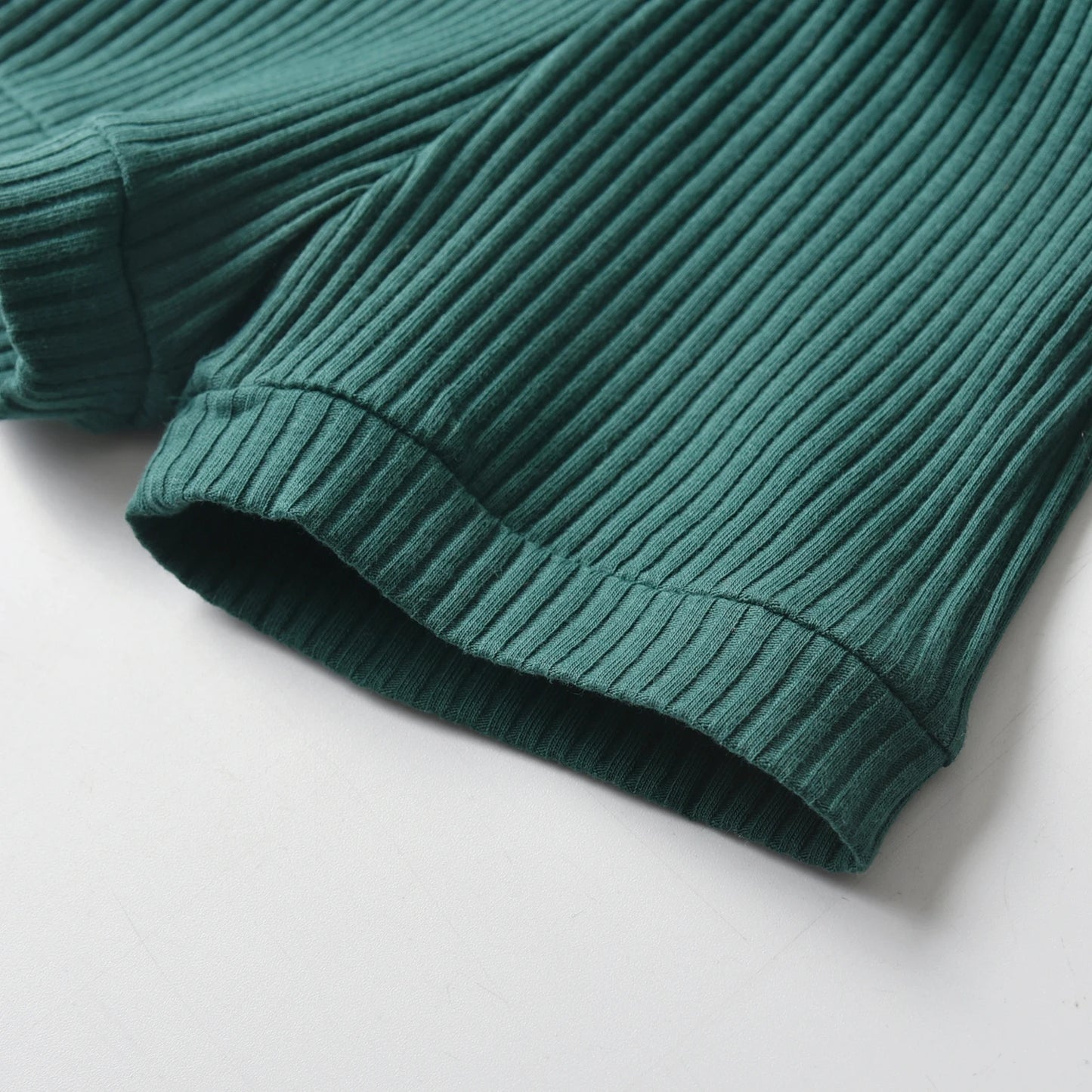 👶✨ Ensemble Estival Bébé Garçon – KuKitty | Haut & Short en Coton Tricoté | Look Casual Chic™ - Planète bébé