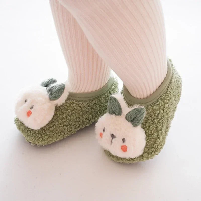 đ§žđ° Chaussons BĂ©bĂ© Hiver â Lapin Cartoon Doux & AntidĂ©rapants â 1 Ă 3 Ansâą