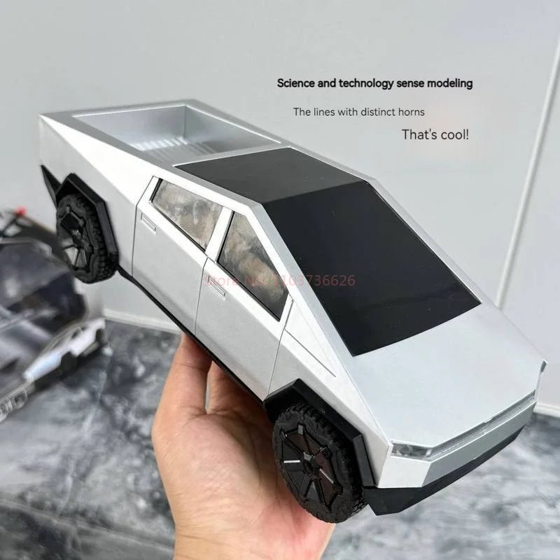 Voiture Télécommandée RC Cybertruck™ - Planète bébé
