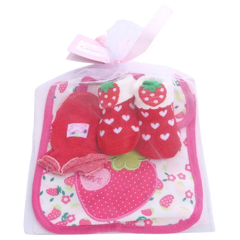 Set Cadeau Bébé – Bavoir, Serviette, Chaussettes et Gants Anti-Griffures™