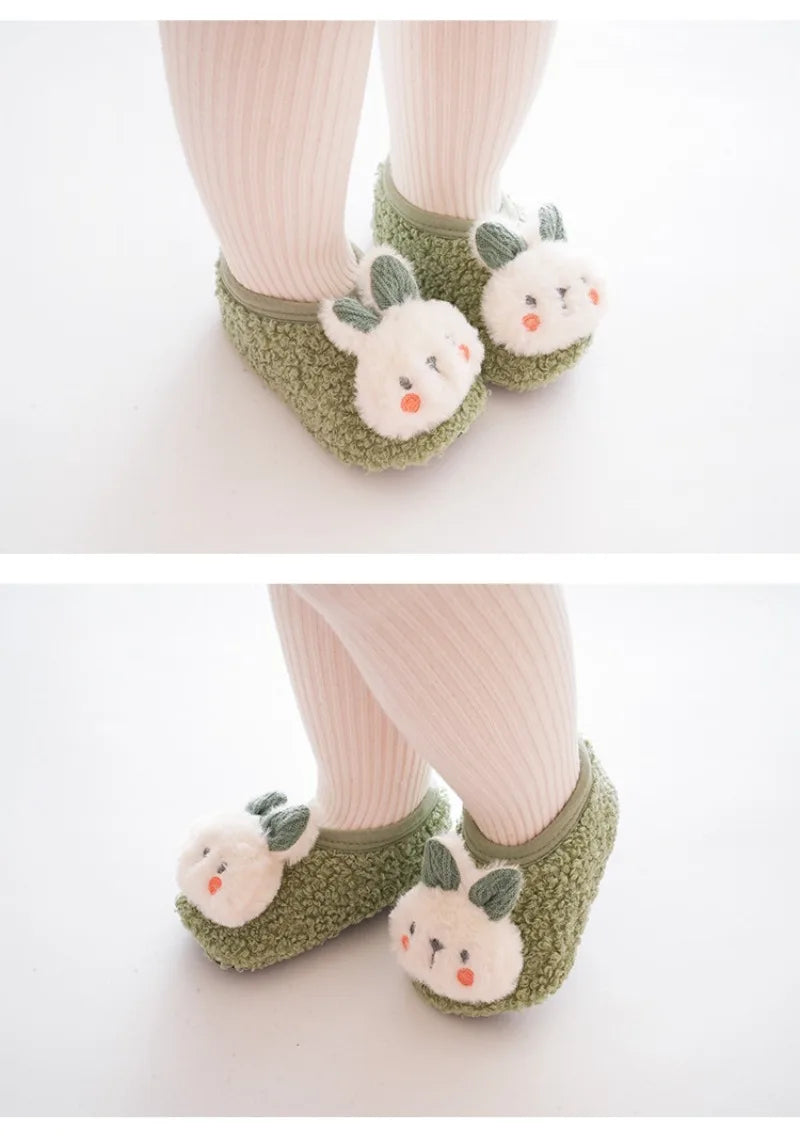 đ§žđ° Chaussons BĂ©bĂ© Hiver â Lapin Cartoon Doux & AntidĂ©rapants â 1 Ă 3 Ansâą