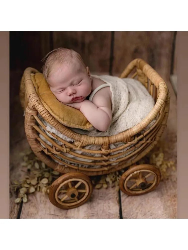 đ§șđž Chariot en Rotin pour BĂ©bĂ© â Accessoire Photo Naissance â Look Vintage & Naturelâą - PlanĂšte bĂ©bĂ©