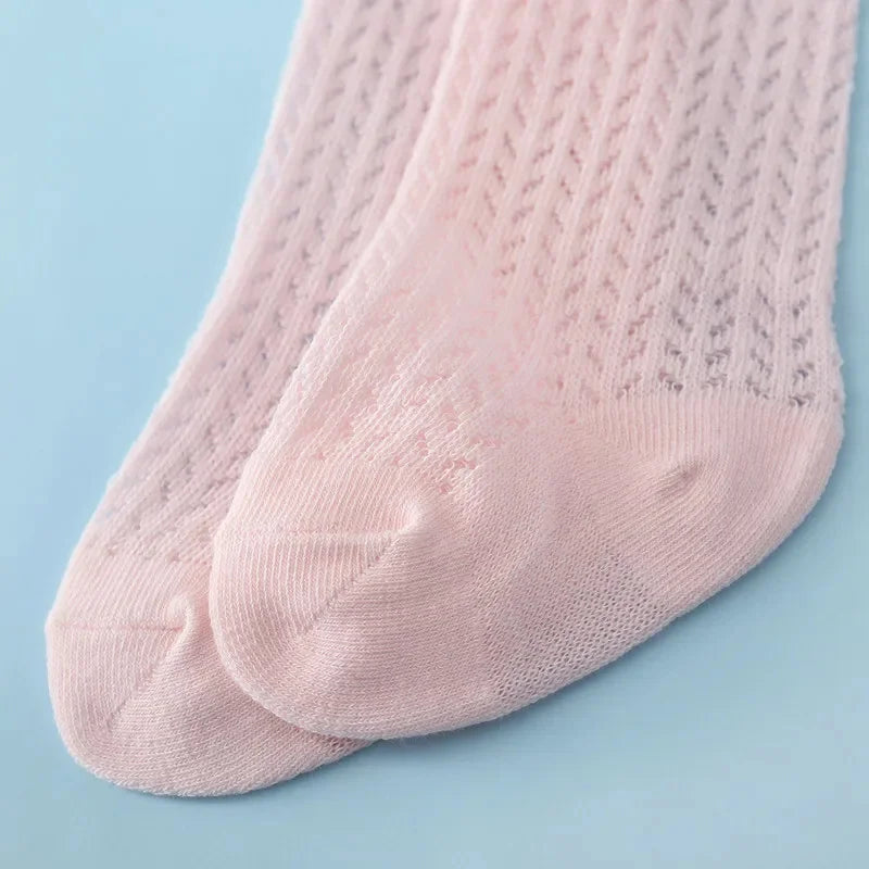 đ§Šđ¶ Chaussettes Longues BĂ©bĂ© Fille â Dentelle & Noeud â Respirantes en Coton â Style Princesse ĂtĂ© (0-24 Mois)âą