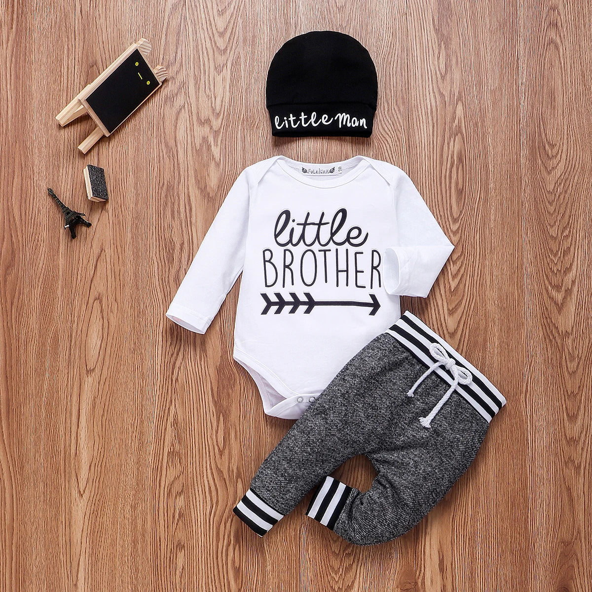 👶 Ensemble 3 Pièces Bébé Garçon – Body à Manches Longues + Pantalon + Bonnet – 0 à 18 Mois™ - Planète bébé