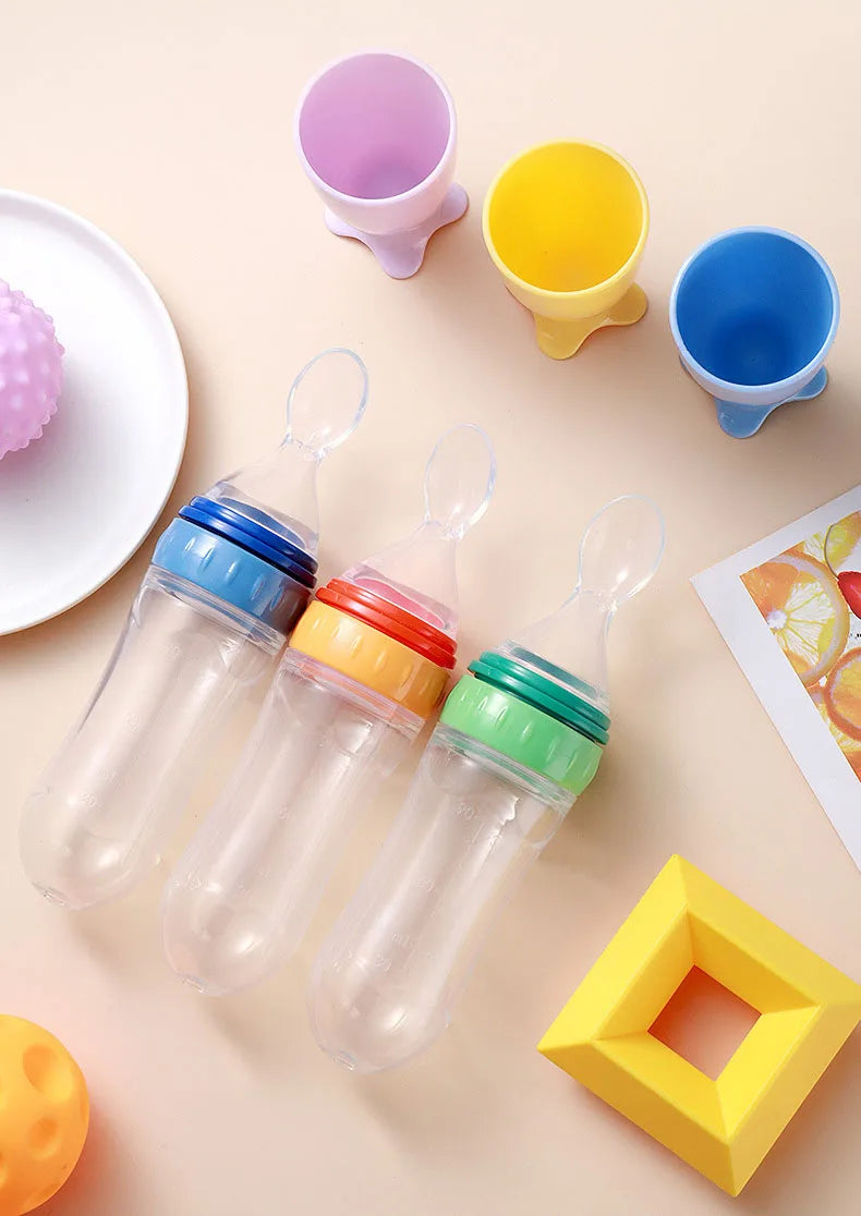 🥄 Biberon Cuillère en Silicone – Pour Nourrissons – Aliment Liquide ou Semi-Liquide – Sans BPA – Facile à Presser™