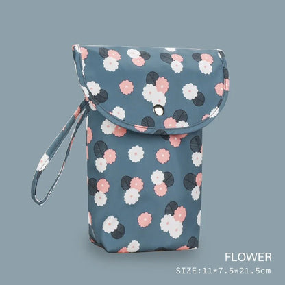 sac à langer imperméable - Couches Bébé - Planète bébé