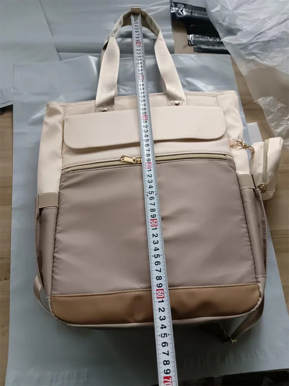 Sac à dos maternité étanche tapis à langer inclus - Planète bébé