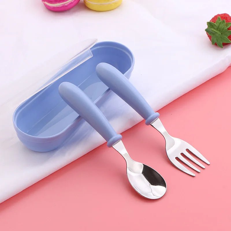 🍽️✨ Set de Couverts Enfant 3 pièces – Cuillère, Fourchette &amp; Boîte – Inox &amp; Sans BPA™ - Planète bébé