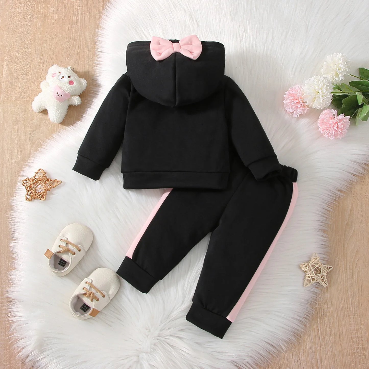 Ensemble Automne 2 Pièces Bébé Fille – Hoodie à Lettres avec Nœud + Pantalon – Tenue Sportive Confort 1-3 Ans™