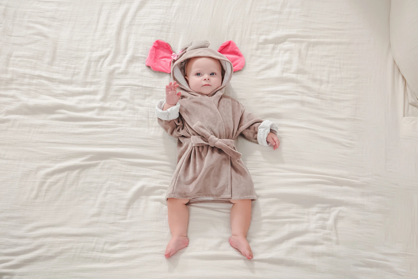 🛁 Peignoir de Bain Enfant à Capuche – Motif Cartoon – Cape de Bain Douce &amp; Confortable™ - Planète bébé