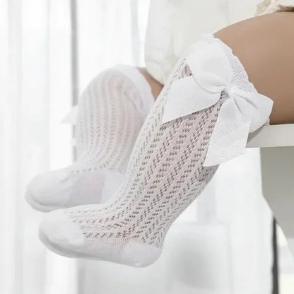 🧦👶 Chaussettes Longues Bébé Fille – Dentelle &amp; Noeud – Respirantes en Coton – Style Princesse Été (0-24 Mois)™