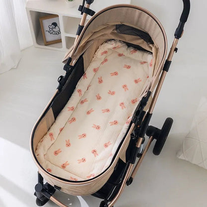 🍼 Coussin de Siège pour Poussette – Matelas Doux et Confortable – Accessoire Universel pour Bébé™ - Planète bébé