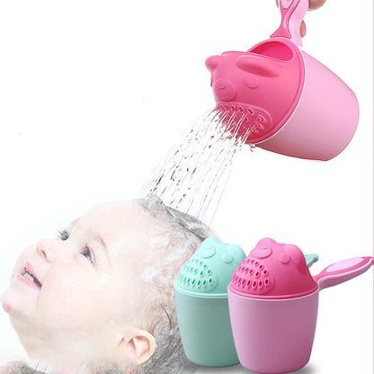 🛁 Tasse de Rinçage Bébé – Design Cartoon – Outil de Bain Ludique pour Enfants™ - Planète bébé