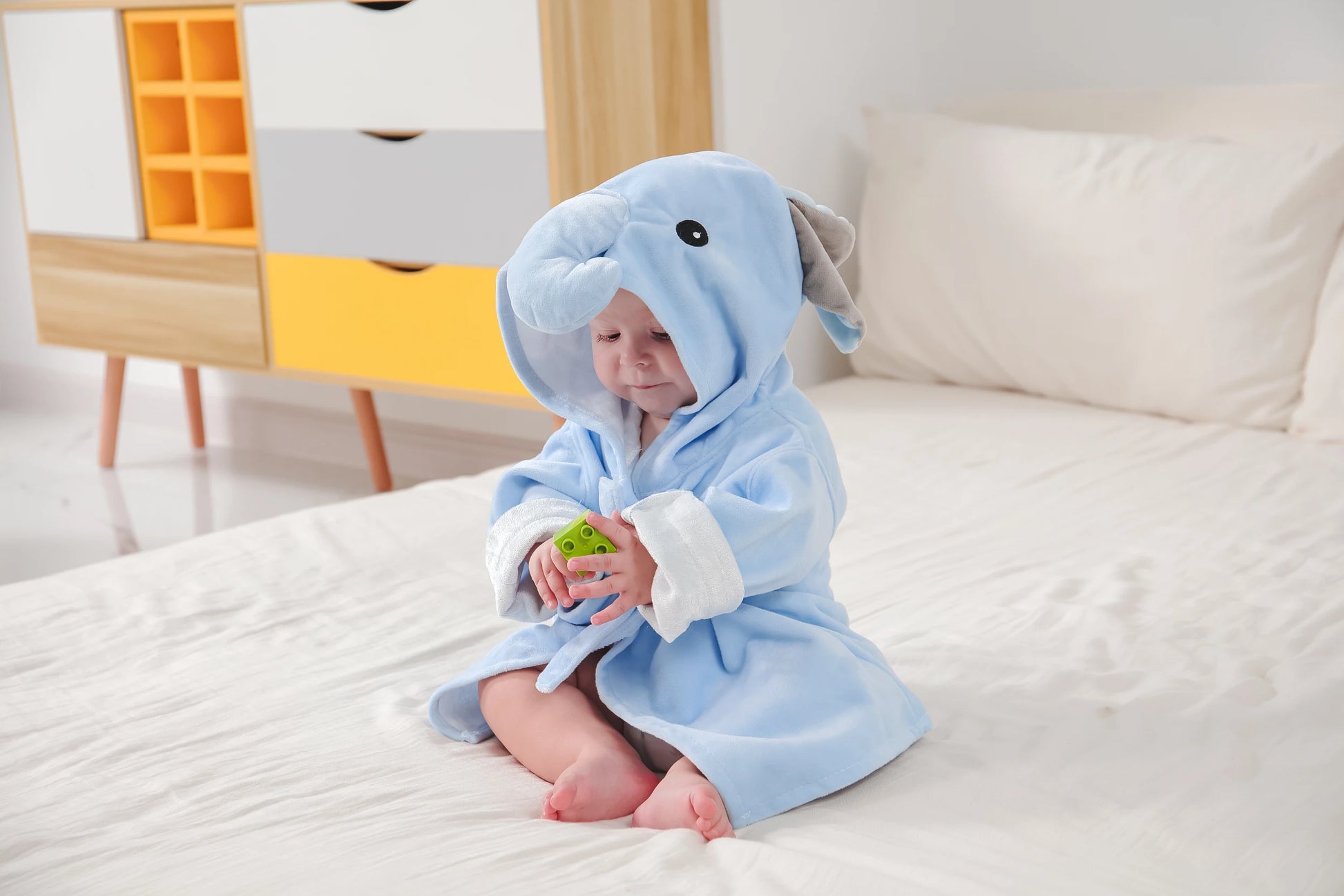 🛁 Peignoir de Bain Enfant à Capuche – Motif Cartoon – Cape de Bain Douce &amp; Confortable™ - Planète bébé