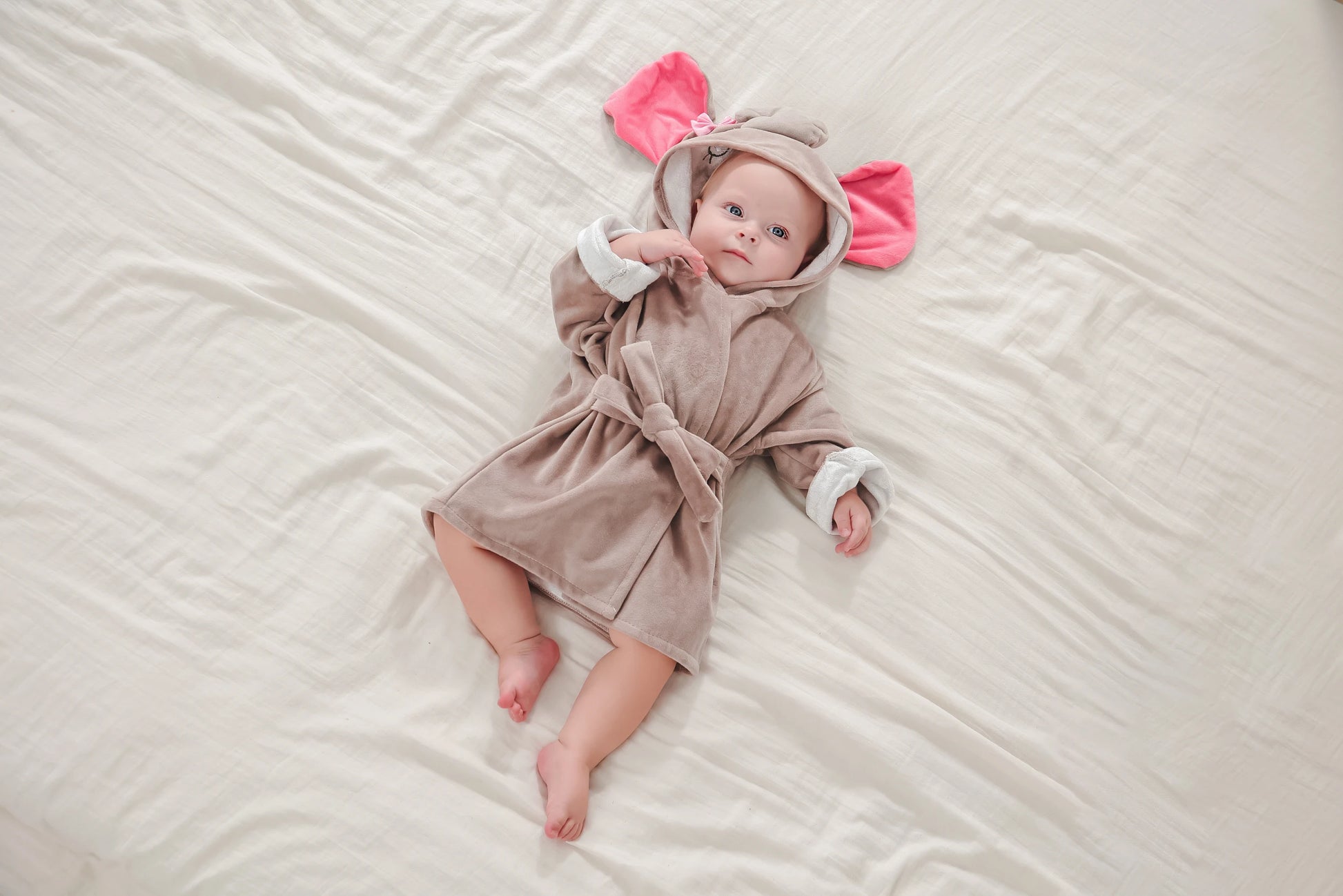 🛁 Peignoir de Bain Enfant à Capuche – Motif Cartoon – Cape de Bain Douce &amp; Confortable™ - Planète bébé