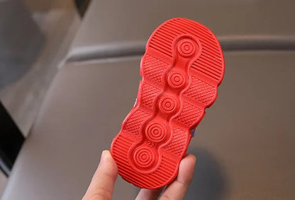 Chaussures LED Enfant Disney Mickey Mouse™ – Baskets Lumineuses Casual Antidérapantes pour Fille et Garçon