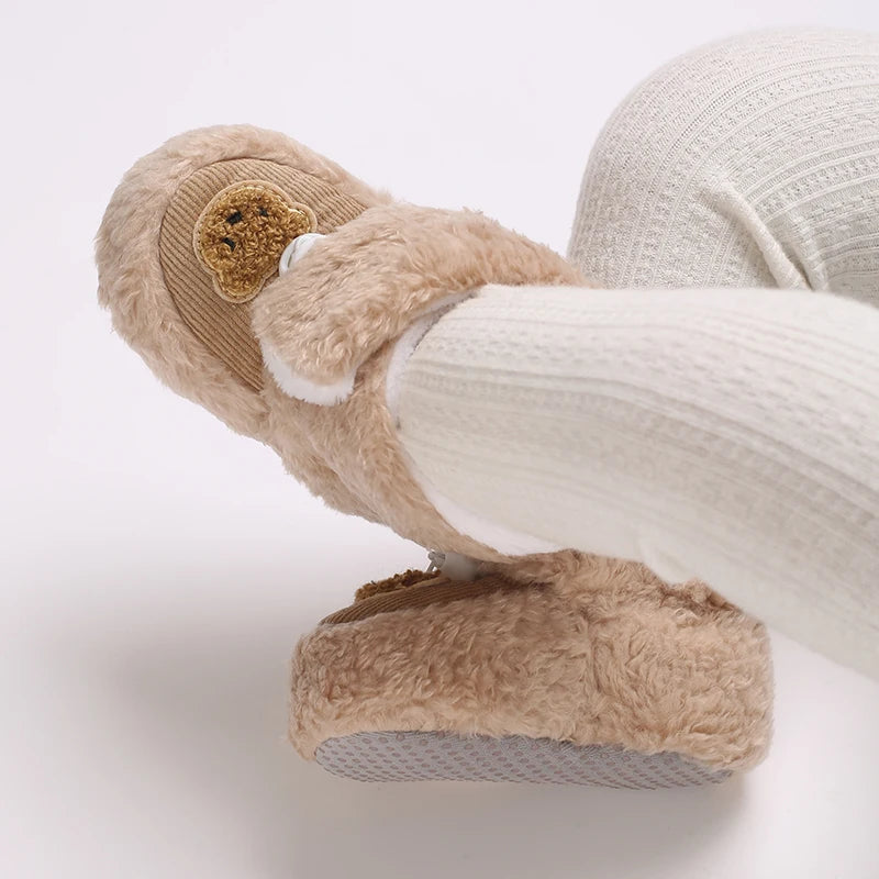 🧸❄️ Chaussures d’Hiver Bébé – Premiers Pas Antidérapants – Doublure Coton Chaud – Motif Cartoon™