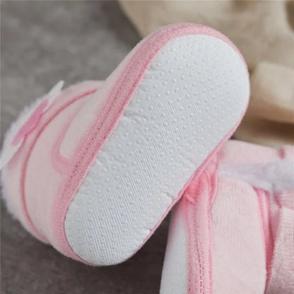 🧣❄️ Bottes d’Hiver Bébé – Chaudes &amp; Mignonnes – Bottines Bébé à Scratch avec Ailes en Cœur – 0 à 18 Mois – Unisexe™ - Planète bébé