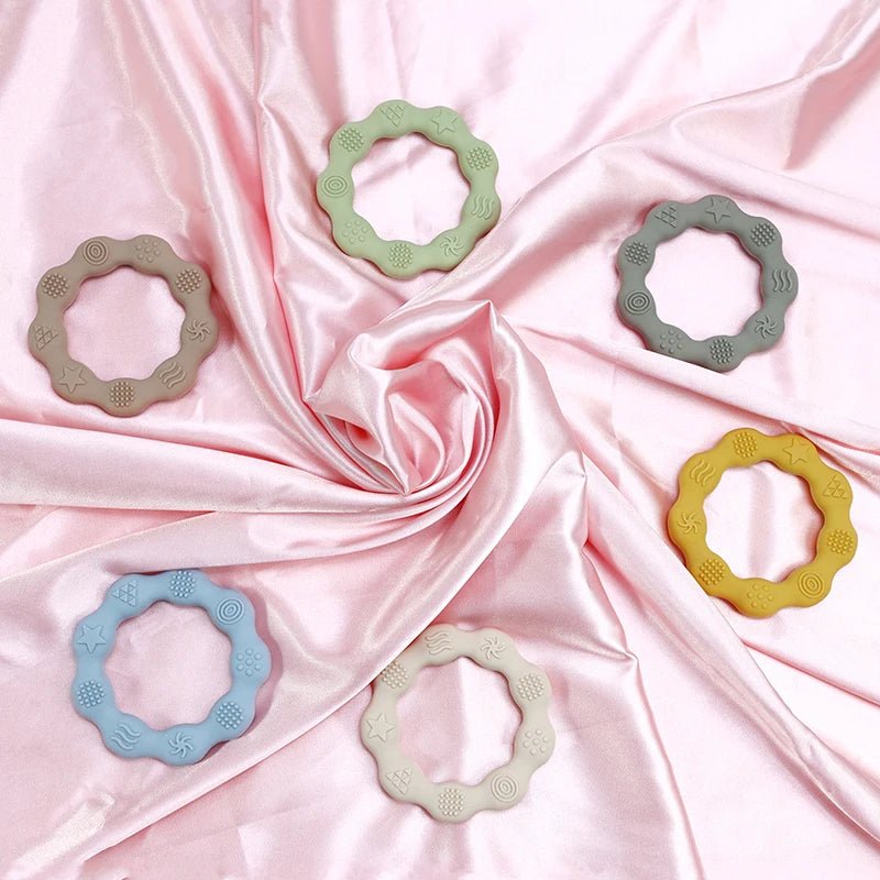 🌸🦷 Anneau de Dentition Fleur – Silicone Alimentaire – Jouet de Molarité &amp; Cognition Tactile pour Bébé™ - Planète bébé