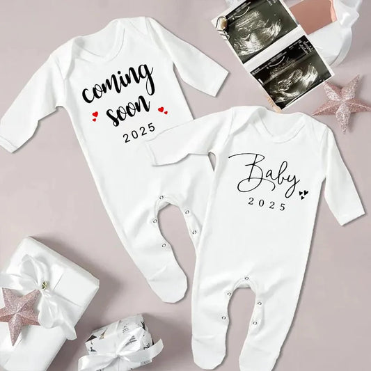 👶🎉 Grenouillère Annonce de Bébé 2025 – Body Bébé Naissance / Révélation de Grossesse – Confort et Douceur pour les Premiers Jours™ - Planète bébé