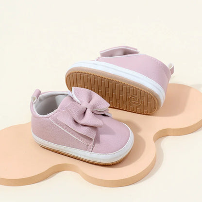 🦋👣 Chaussures Bébé Fille – Similicuir Premium &amp; Nœud Papillon – Premiers Pas Élégants – 0 à 18 Mois™