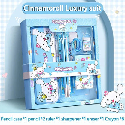 Set de Papeterie Sanrio 12 Pièces - Planète bébé