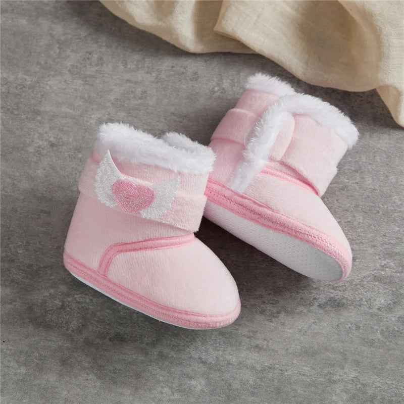 🧣❄️ Bottes d’Hiver Bébé – Chaudes &amp; Mignonnes – Bottines Bébé à Scratch avec Ailes en Cœur – 0 à 18 Mois – Unisexe™ - Planète bébé