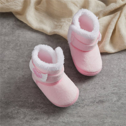 🧣❄️ Bottes d’Hiver Bébé – Chaudes &amp; Mignonnes – Bottines Bébé à Scratch avec Ailes en Cœur – 0 à 18 Mois – Unisexe™ - Planète bébé