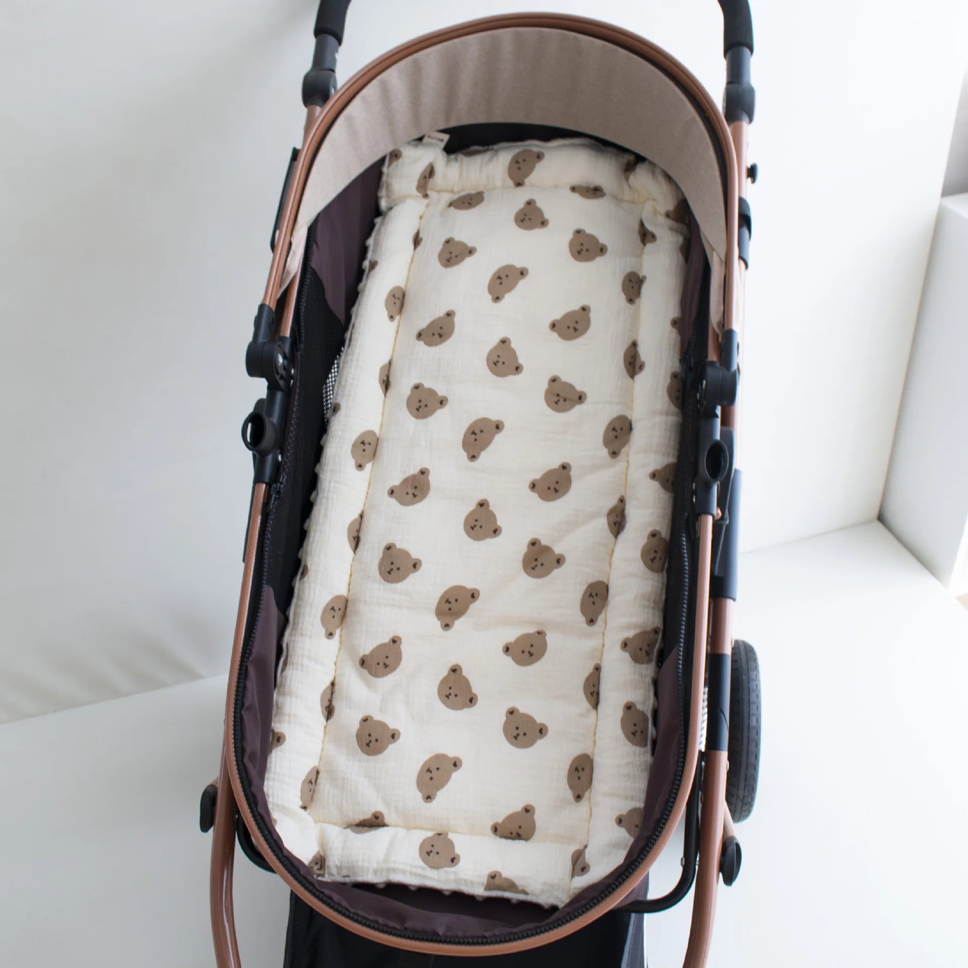 🍼 Coussin de Siège pour Poussette – Matelas Doux et Confortable – Accessoire Universel pour Bébé™ - Planète bébé