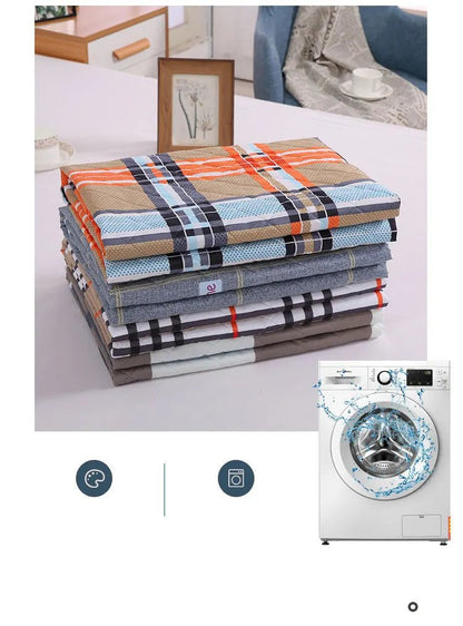 🛏️ Tapis Imperméable Lavable pour Bébé – 50x70 cm – Motifs Cartoon – Protection Urinaire &amp; Change™ - Planète bébé